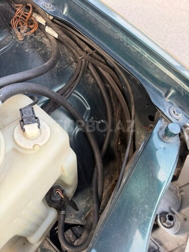 Mercedes E 230 1997, 180,000 km - 2.3 l - Bakı