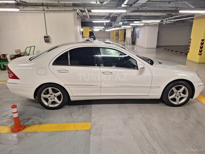 Mercedes C 240 2003, 256,380 km - 2.6 l - Gəncə