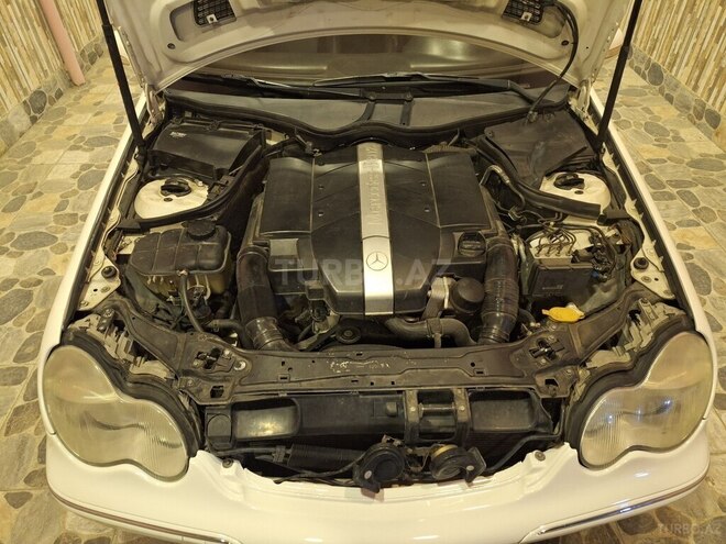 Mercedes C 240 2003, 256,380 km - 2.6 l - Gəncə