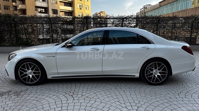 Mercedes  2015, 70,000 km - 5.5 l - Bakı