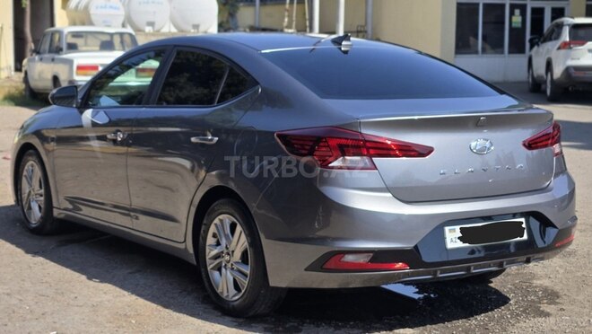 Hyundai Elantra 2018, 80,467 km - 2.0 л - Tovuz