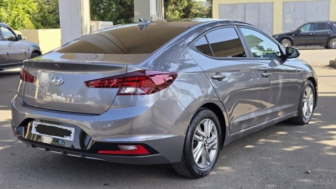 Hyundai Elantra 2018, 80,467 km - 2.0 л - Tovuz