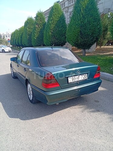 Mercedes C 180 1999, 300,050 km - 1.8 л - Gəncə