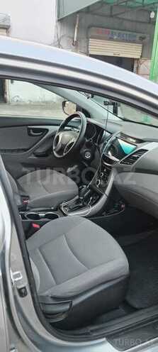 Hyundai Elantra 2014, 260,044 km - 1.8 л - Yevlax