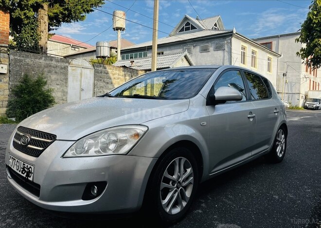 Kia Ceed 2008, 291,200 km - 1.6 л - Zaqatala