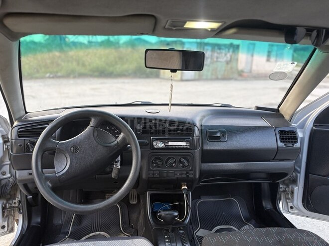 Volkswagen Golf 1997, 300,000 km - 1.9 l - Bakı