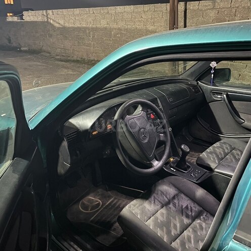 Mercedes C 180 1998, 300,000 km - 1.8 л - Bakı