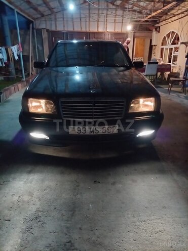 Mercedes C 220 1995, 280,000 km - 2.2 l - Lənkəran