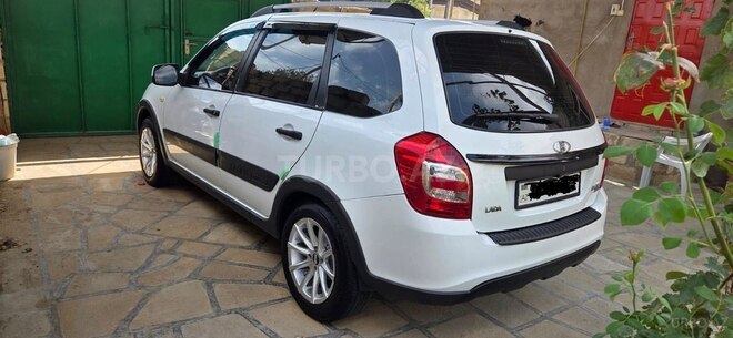 LADA (VAZ)  2015, 155,700 km - 1.6 л - Neftçala