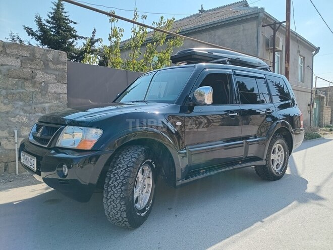 Mitsubishi Pajero 2005, 335,455 km - 3.0 l - Bakı