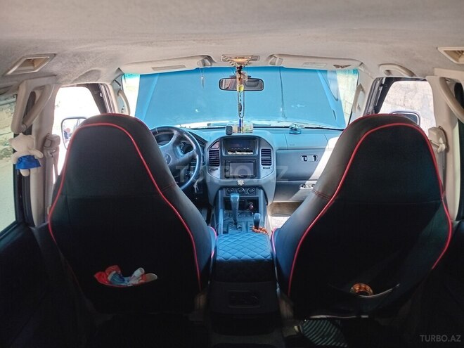 Mitsubishi Pajero 2005, 335,455 km - 3.0 l - Bakı