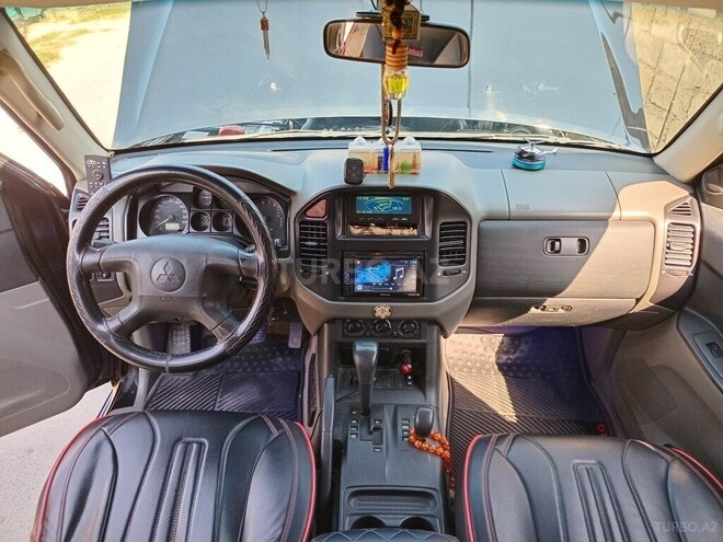 Mitsubishi Pajero 2005, 335,455 km - 3.0 l - Bakı