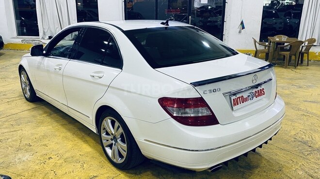 Mercedes C 300 2011, 196,385 km - 3.0 l - Sumqayıt