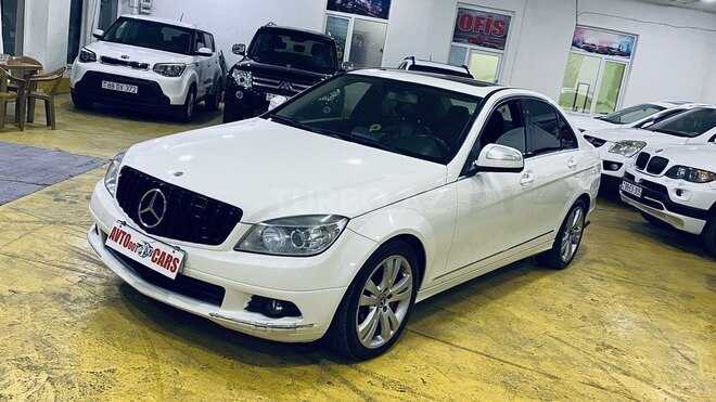 Mercedes C 300 2011, 196,385 km - 3.0 l - Sumqayıt