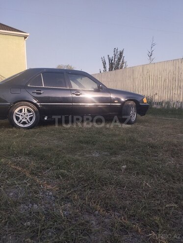 Mercedes C 230 1997, 320,000 km - 2.3 л - Şirvan