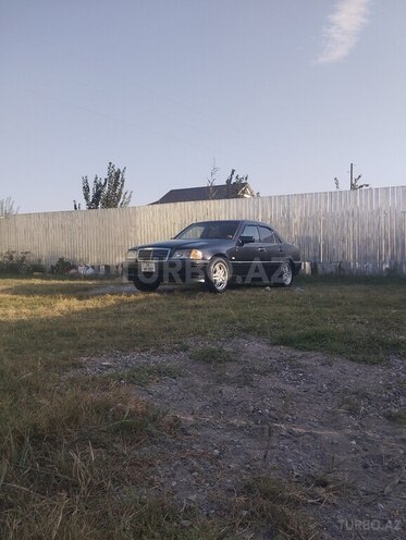 Mercedes C 230 1997, 320,000 km - 2.3 л - Şirvan
