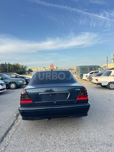Mercedes C 220 1999, 286,000 km - 2.2 l - Bakı