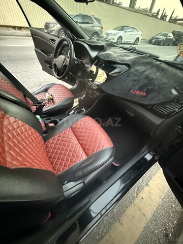 Hyundai Accent 2012, 277,000 km - 1.4 l - Bakı