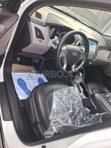 Hyundai ix35 2012, 137,120 km - 2.0 л - Gəncə