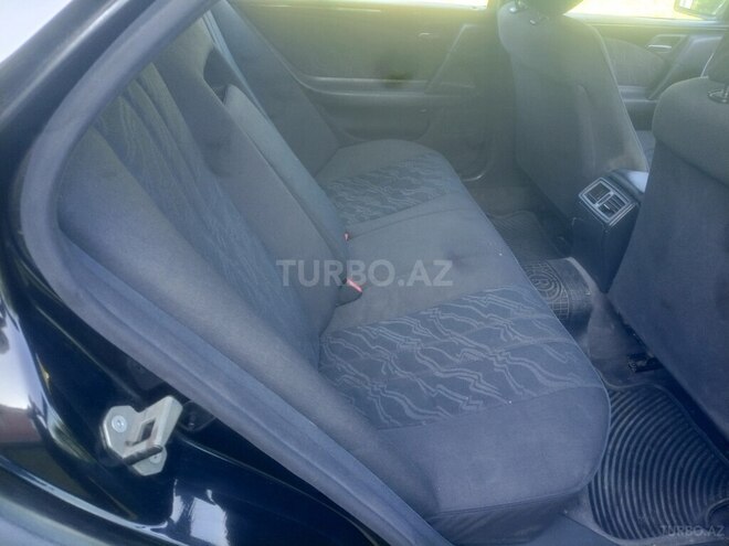Mercedes E 240 1998, 443,090 km - 2.4 l - Zaqatala