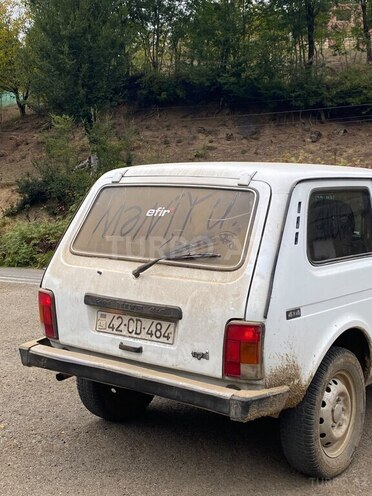 LADA (VAZ) Niva 2004, 100,000 km - 1.7 l - Astara