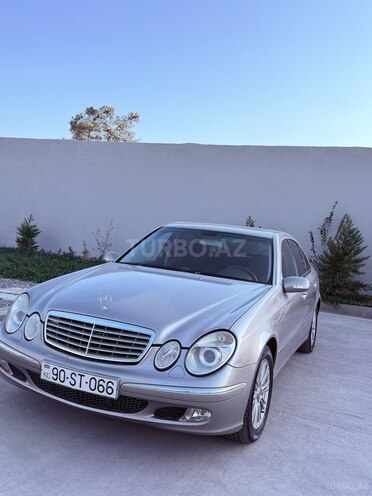 Mercedes E 240 2003, 349,000 km - 2.6 l - Beyləqan