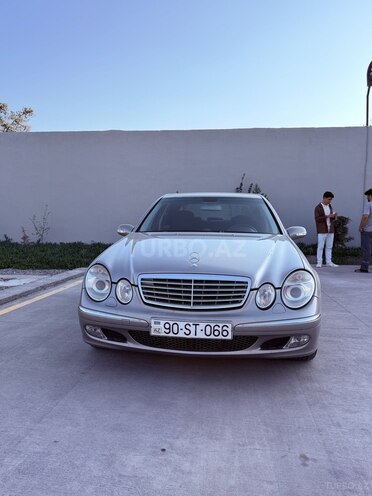 Mercedes E 240 2003, 349,000 km - 2.6 l - Beyləqan