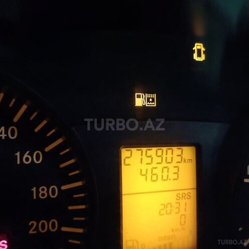 Mercedes  2010, 275,903 km - 2.1 л - Qazax