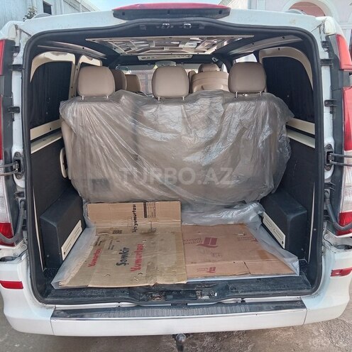 Mercedes  2010, 275,903 km - 2.1 л - Qazax