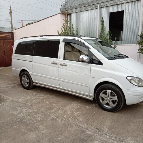 Mercedes  2010, 275,903 km - 2.1 л - Qazax