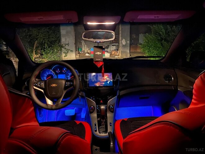Chevrolet Cruze 2011, 200,000 km - 1.4 l - Sumqayıt
