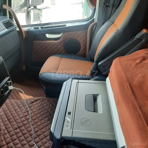 Volvo FH 13 2012, 1,425,000 km - 13.0 l - Bakı