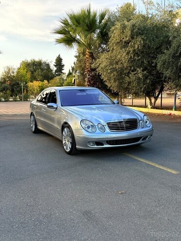 Mercedes E 220 2004, 401,600 km - 2.2 l - Göyçay