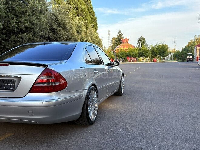 Mercedes E 220 2004, 401,600 km - 2.2 l - Göyçay