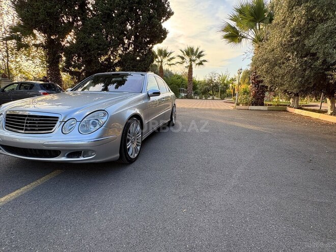 Mercedes E 220 2004, 401,600 km - 2.2 l - Göyçay