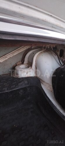 LADA (VAZ) 2107 2001, 28,990 km - 1.6 l - Quba