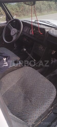 LADA (VAZ) 2107 2001, 28,990 km - 1.6 l - Quba