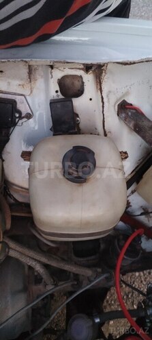 LADA (VAZ) 2107 2001, 28,990 km - 1.6 l - Quba