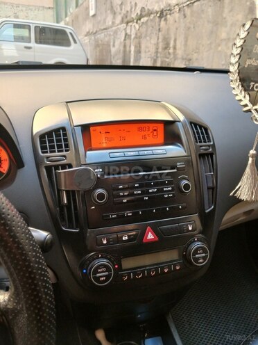 Kia  2008, 399,000 km - 1.6 l - Bakı