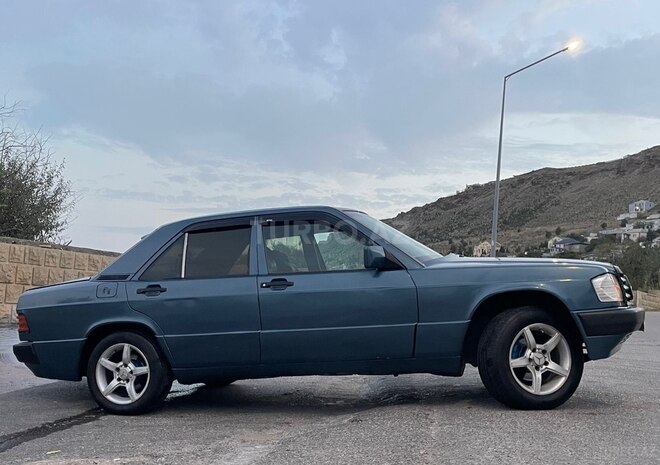 Mercedes 190 1991, 285,400 km - 2.0 l - Bakı