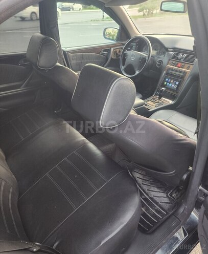 Mercedes E 270 2001, 555,000 km - 2.7 л - Xırdalan