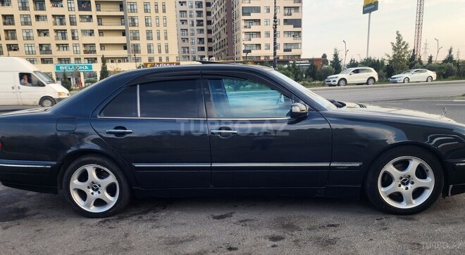 Mercedes E 270 2001, 555,000 km - 2.7 л - Xırdalan