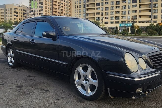 Mercedes E 270 2001, 555,000 km - 2.7 л - Xırdalan