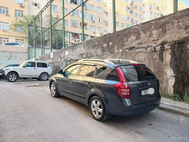 Kia  2008, 399,000 km - 1.6 l - Bakı