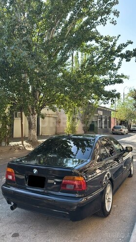 BMW 528 2000, 500,000 km - 2.8 л - Bakı