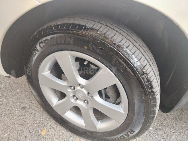 Hyundai Santa Fe 2009, 235,000 km - 2.7 l - Bakı