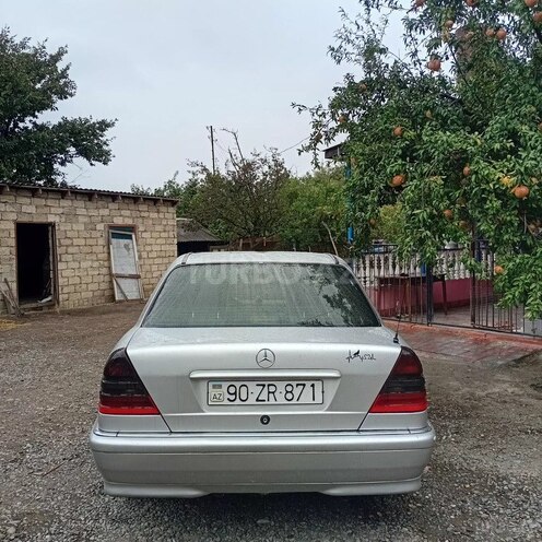 Mercedes C 220 1999, 870,504 km - 2.2 l - Cəlilabad