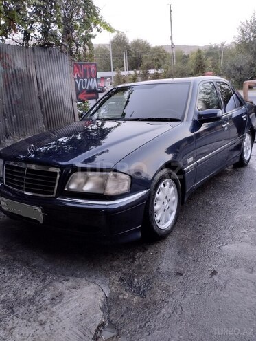 Mercedes C 180 1999, 366,000 km - 1.8 l - Yevlax