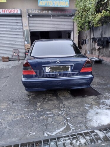Mercedes C 180 1999, 366,000 km - 1.8 l - Yevlax