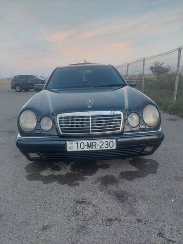 Mercedes E 230 1996, 334,000 km - 2.3 l - Bakı